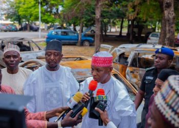 Protesters carted away Ganduje’s corruption trial documents from Kano court – Govt