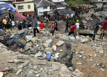 Sierra Leone building collapse kills eight