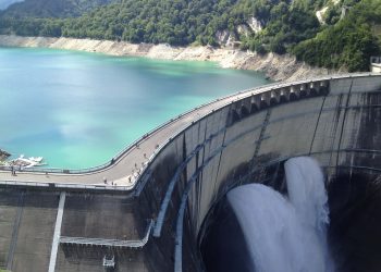 Nigeria plans emergency shelters as Cameroon readies Lagdo dam release