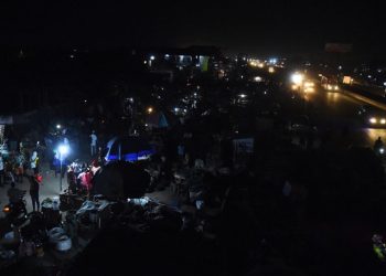 Power grid collapses again