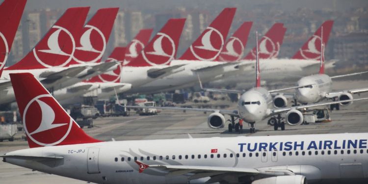 Turkish Airlines pilot dies mid-flight