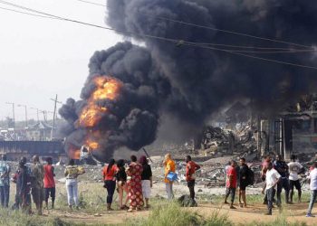 Fire kills 147 people after fuel tanker crash