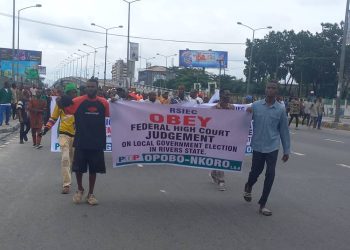 Again, pro-Wike supporters protest against Rivers LG election
