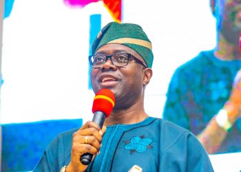 Makinde pays N80,000 minimum to Oyo workers
