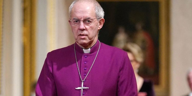 Child abuse: Church of England asks Archbishop of Canterbury to resign