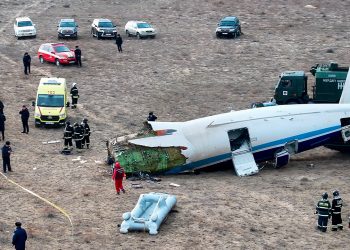 38 die in Azerbaijan Airlines plane crash