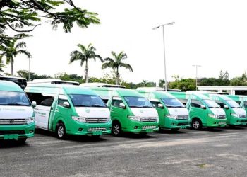 FG begins free CNG bus service in Abuja