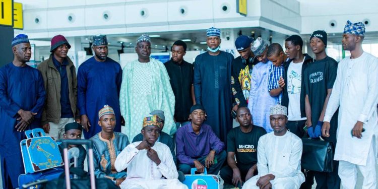 100 get Sokoto senator’s foreign scholarship