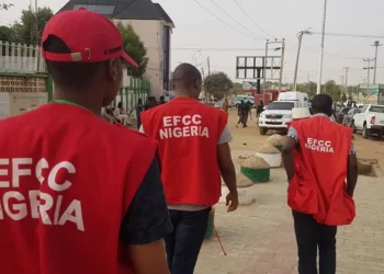 EFCC decries murder of officer, labels suspect as armed Internet fraudster