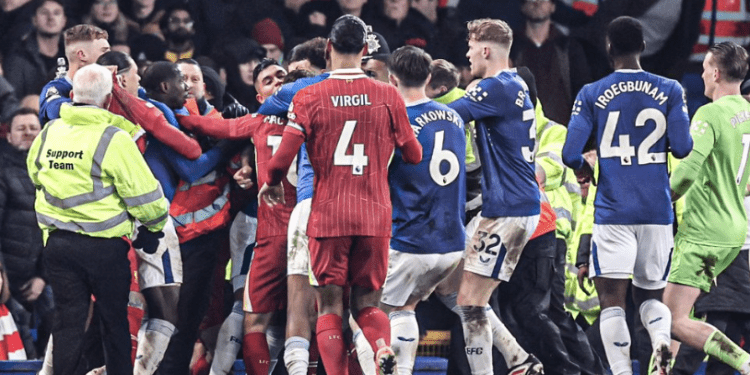 Everton hold Liverpool to 2-2 draw in Merseyside derby