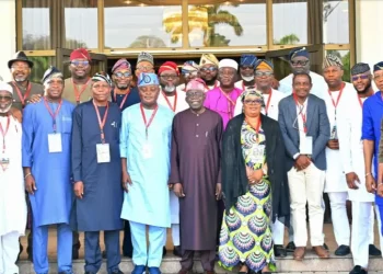 Tinubu meets Lagos lawmakers to resolve Assembly crisis