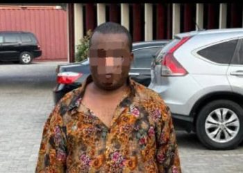 Court remands bizman for failing to declare $299,000