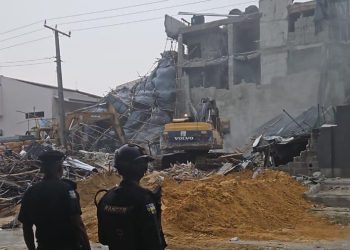 Building collapses in Lagos, 14 escape death, many under rubble