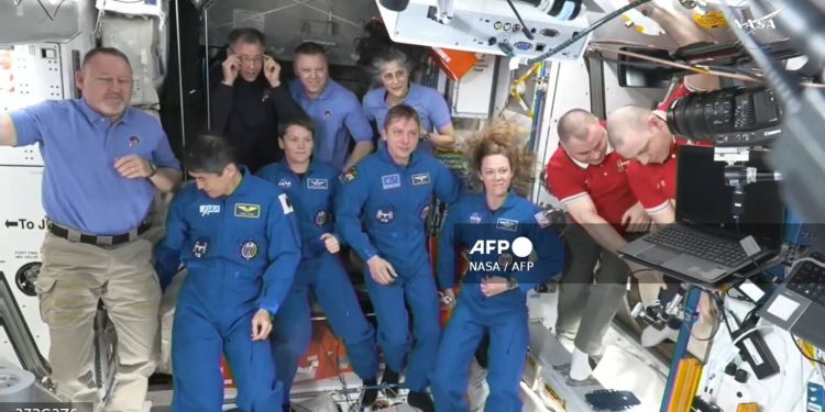 Stranded US astronauts return to Earth Tuesday