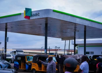 NNPCL increases petrol price to N950/litre