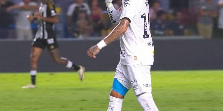 Neymar suffers fresh injury blow 34 minutes into Santos comeback