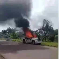 Gunmen kill four policemen in Enugu, set patrol vehicle ablaze