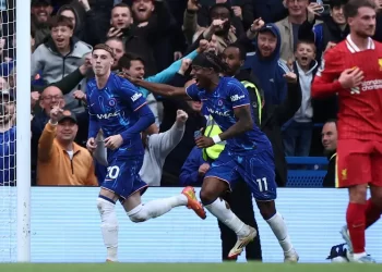 Chelsea boost Champions League hopes with 3-1 win against Liverpool