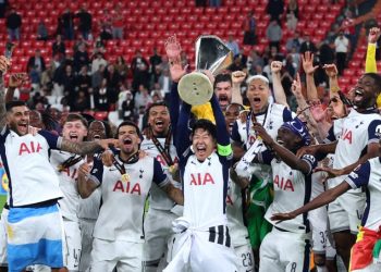Tottenham beat Man Utd to win first European title since 1984