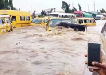 FG issues 5-day flood alert in 19 states