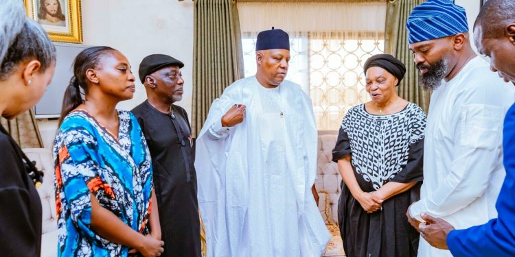 Shettima leads FG delegation to late Ogbeh’s family