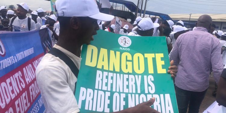 Students protest in Oyo, rally support for Dangote refinery