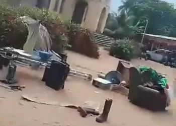 Hoodlums attack Anambra church, kill two