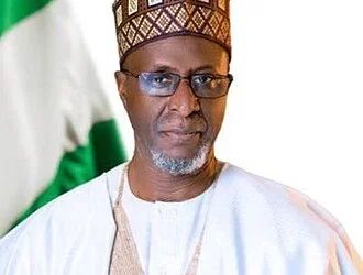 FG bans wood export, revokes licences