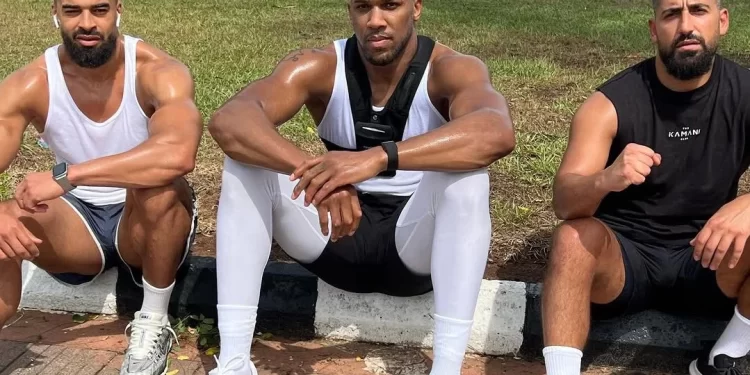 British envoy, governors visit Anthony Joshua in Lagos hospital