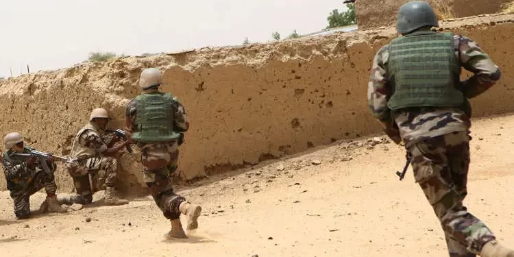 Soldiers foil terrorists’ attack on Borno military base