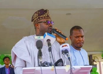 FG announces holidays for Christmas, New Year celebrations