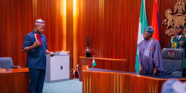 Gen. Musa assumes duty as defence minister