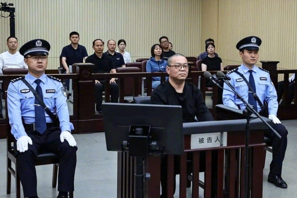 China executes former senior banker for taking $156 m bribes