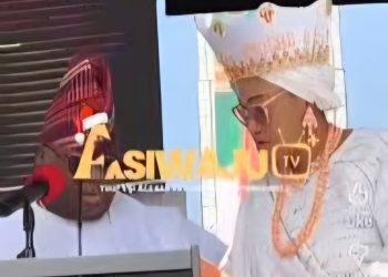 Remi Tinubu shuts down Gov. Adeleke on stage