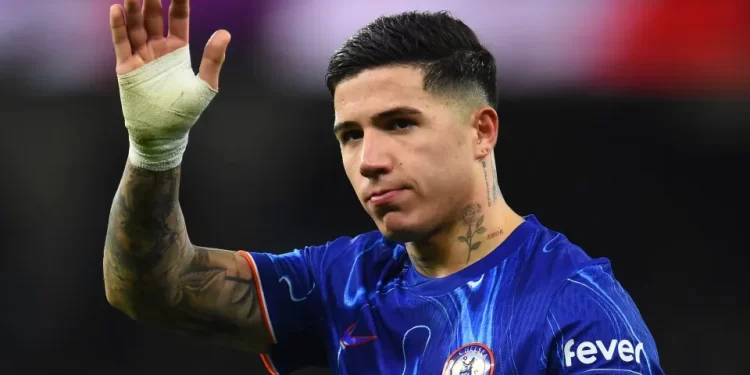 Chelsea drops Fernández for two games after comments on future