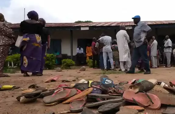 Gunmen abduct JAMB candidates enroute to varsity entrance exams