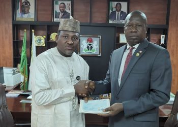 EFCC hands over ₦837.5m recovered funds to Kaduna State