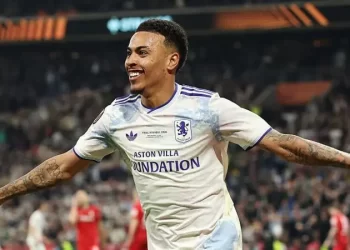 Aston Villa beat Freiburg 3–0 to win Europa League final