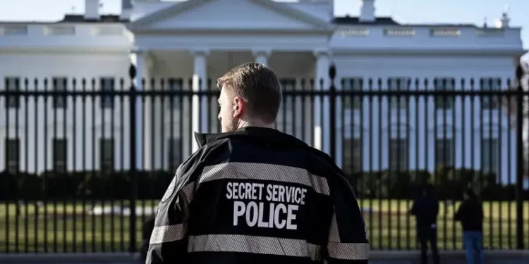 White House on lockdown as Secret Service agents shoot armed man