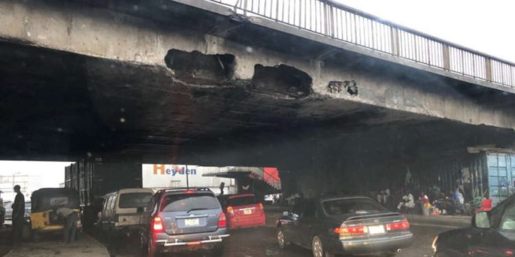 Lagos shuts Iddo Bridge for repairs