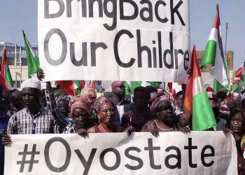 Protesters defy rainfall, storm Oyo govt house over abduction