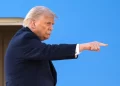 Trump threatens to bomb Oman