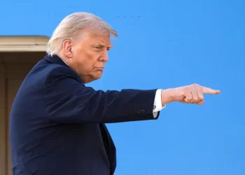 Trump threatens to bomb Oman