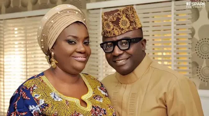 Gospel singer Asu Ekiye announces end of 28-year marriage
