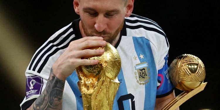Messi announces retirement from national team