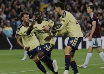 Saka fires Arsenal to victory over Aston Villa as Arteta marks 250th game